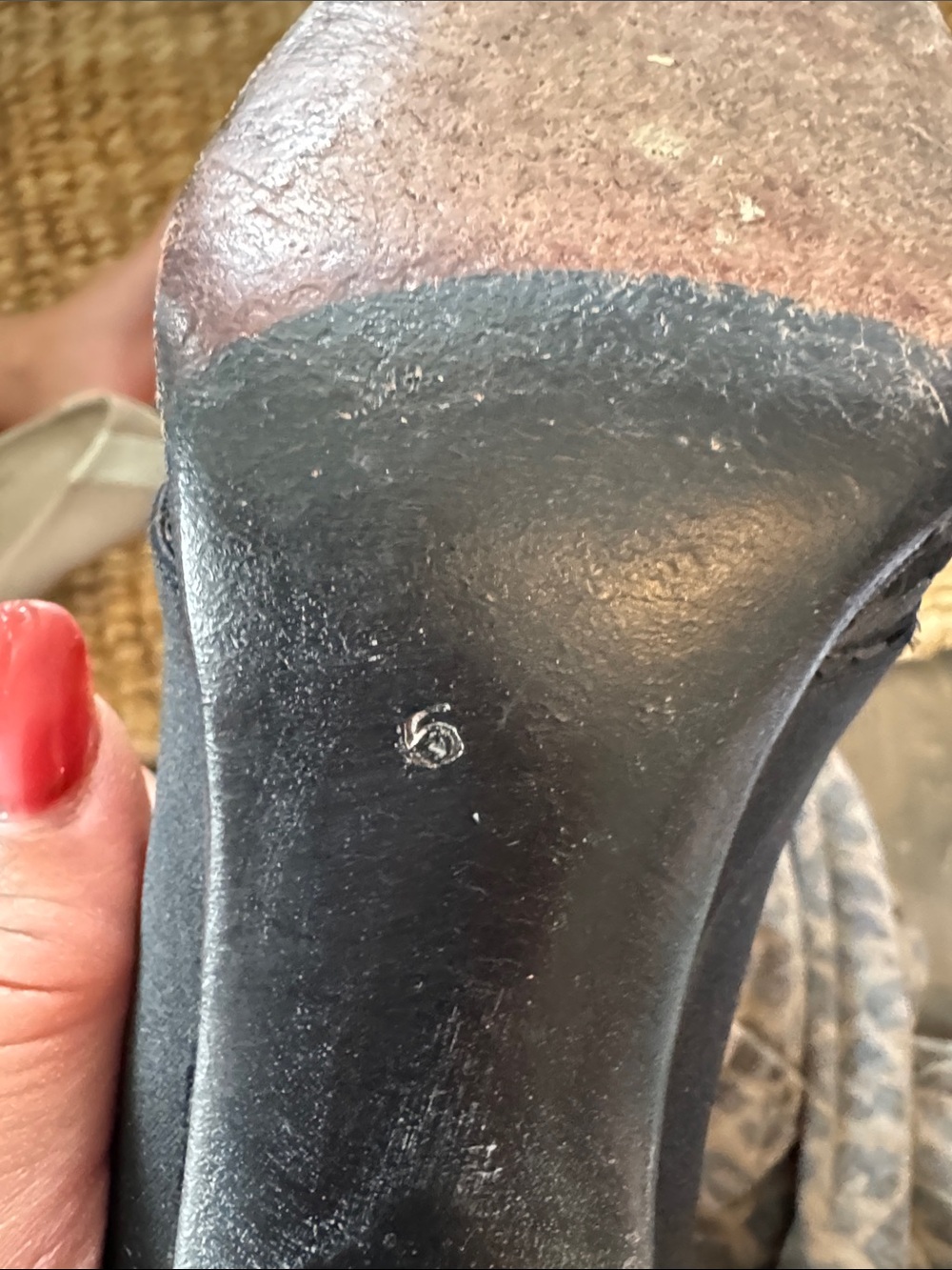 Vintage Stuart Weitzman Ingledew’s Black Mesh Pumps Size 5 - Picture 10 of 11